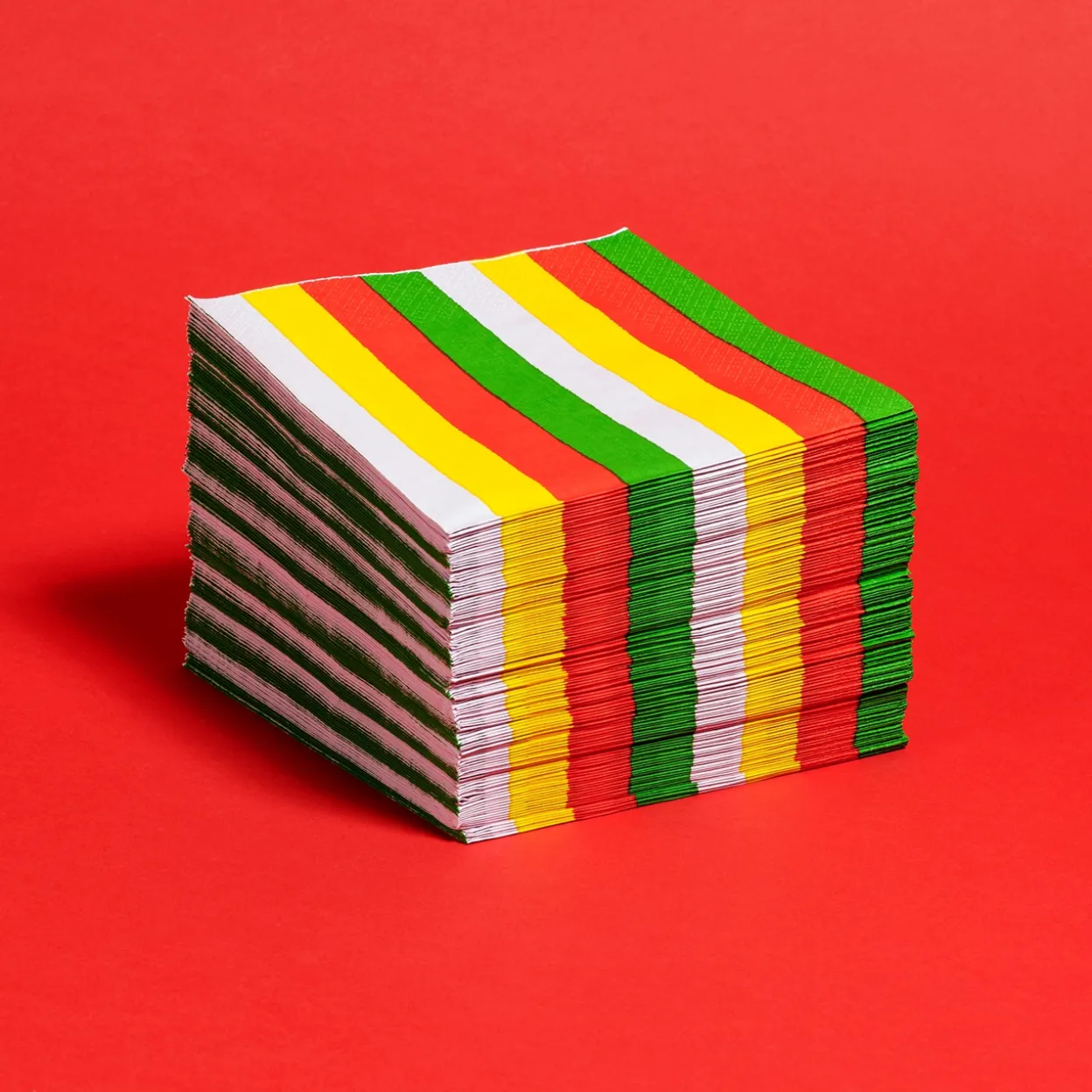 Paperiservetti 33cm 20kpl 4-raita